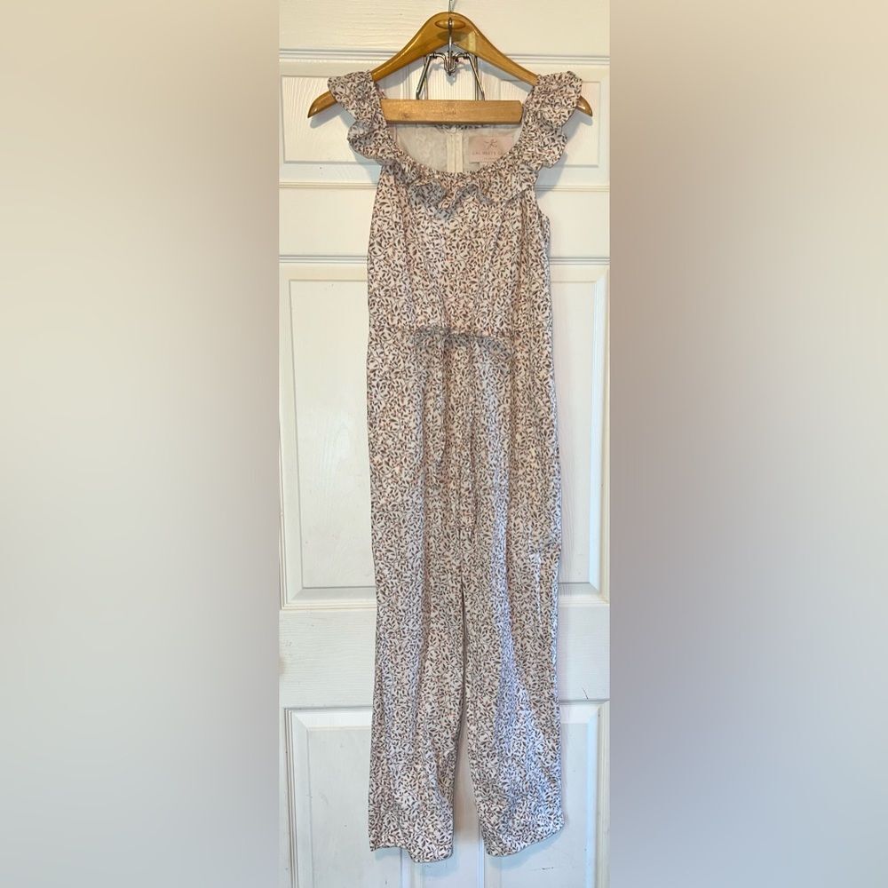 Gal Meets Glam Long Panted Romper with Small Floral Print Size 2 Like New! - Picture 2 of 10